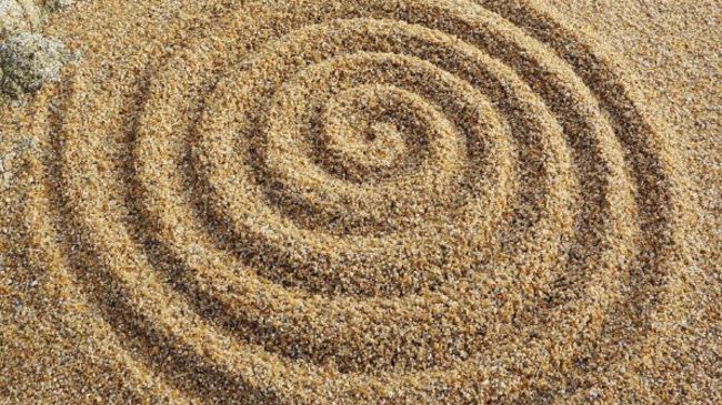 Spirale im Sand